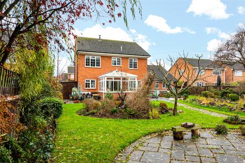 4 bedroom detached house for sale, Cumberland Close, Aylesbury, Buckinghamshire, HP21