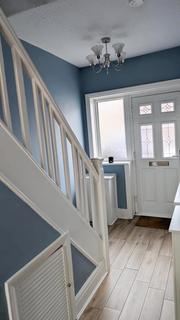 3 bedroom terraced house to rent, Bolton BL3