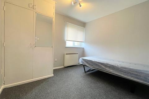 2 bedroom apartment for sale, Garland Court, Meadow Road, Cirencester, GL7