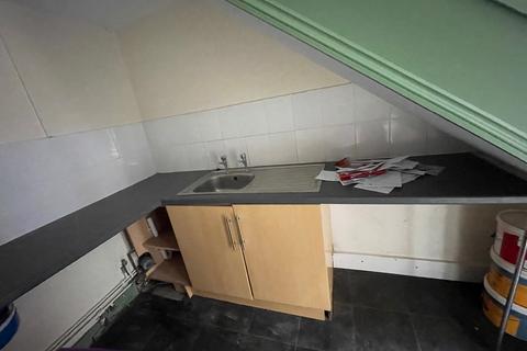 3 bedroom flat to rent, 11a Witham Place, Boston