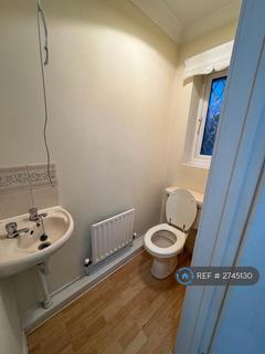 4 bedroom detached house to rent, Chester Avenue, Beverley, HU17