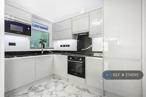 3 bedroom semi-detached house to rent, Glenthorne Road, Hammersmith, London, W6