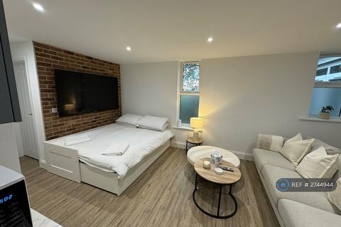 1 bedroom flat to rent, Christchurch Road, Bournemouth, BH1