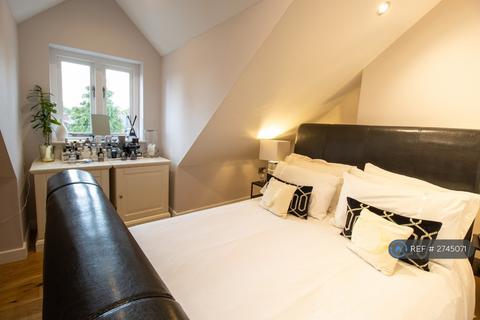 2 bedroom flat to rent, Harrogate Road, Leeds, LS17