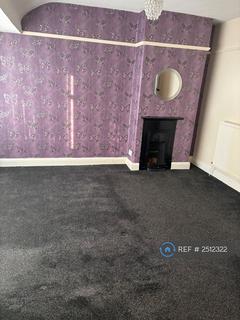 2 bedroom terraced house to rent, Ashton Road East, Failsworth, Manchester, M35