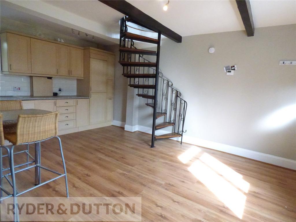 Lounge/Kitchen