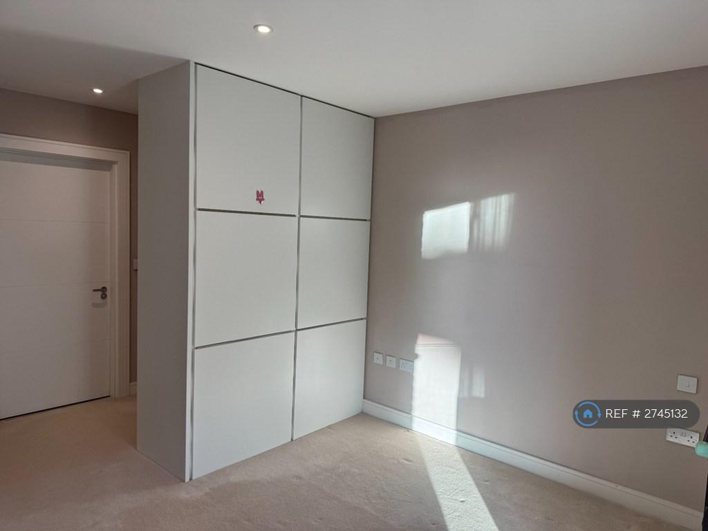 Bedroom 1-1