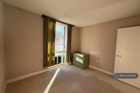 2 bedroom flat to rent, Merlin Court, London, SE3