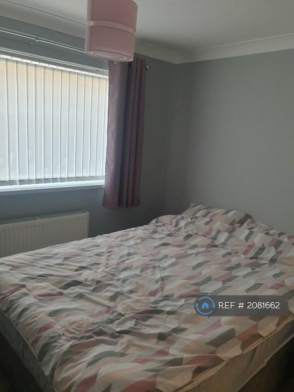 Double Bedroom (2)