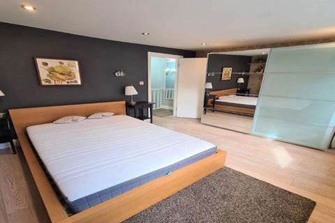 2 bedroom flat to rent, NW1