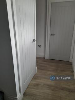 2 bedroom flat to rent, Deanery Way, Stockport, SK1