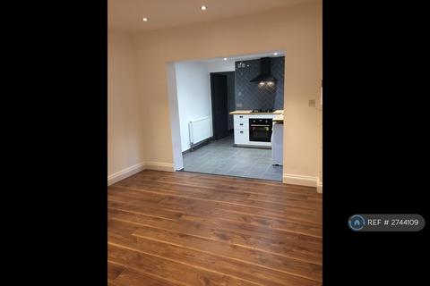 undefined, Whitehorse Lane, London, SE25