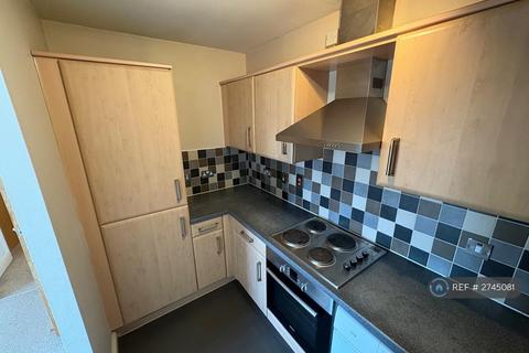 2 bedroom flat to rent, Fletton, Peterborough, PE2