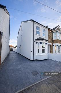 5 bedroom semi-detached house to rent, Cambridge Road, Hounslow, TW4