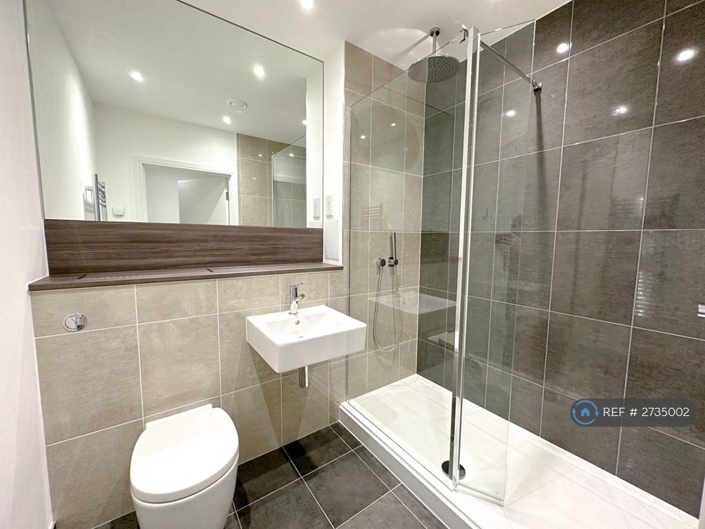 Master En-Suite