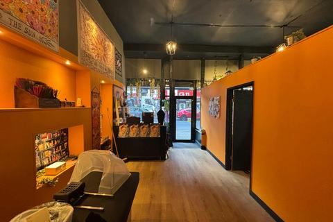 Retail property (high street) to rent, 557-577A Dumbarton Rd Glasgow G11 6HU