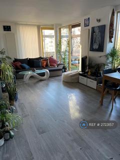 1 bedroom flat to rent, Farnsworth Court, London, SE10