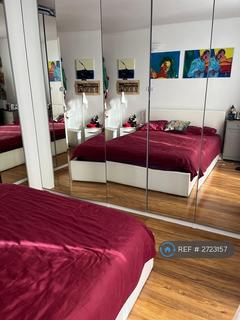 1 bedroom flat to rent, Farnsworth Court, London, SE10