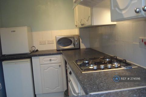 undefined, Farringdon Way, Tadley, RG26