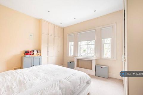 4 bedroom flat to rent, Lyndhurst Road, London, NW3