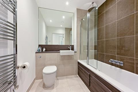 1 bedroom flat to rent, Voyager House, SW11