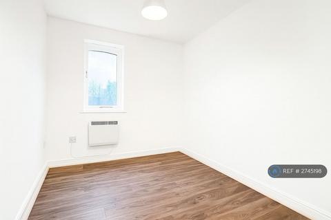 2 bedroom flat to rent, Brindley Close, Wembley, HA0