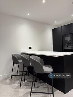 2 bedroom flat to rent, Trinity Way, Manchester, M3