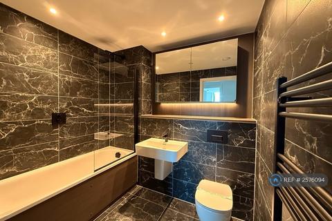 2 bedroom flat to rent, Trinity Way, Manchester, M3