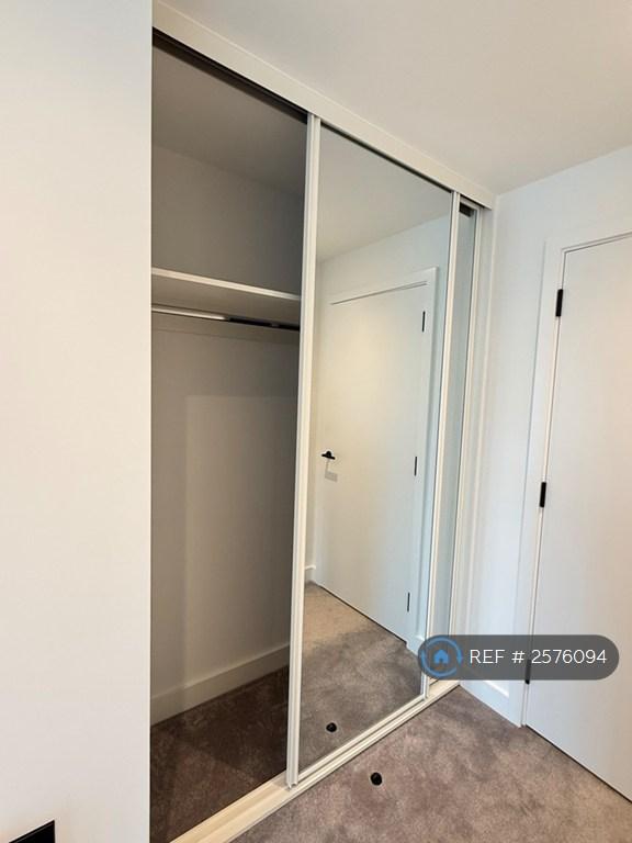 Built In Wardrobe In Master Bedroom