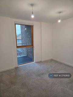 2 bedroom flat to rent, Northgate Road, Barking, IG11