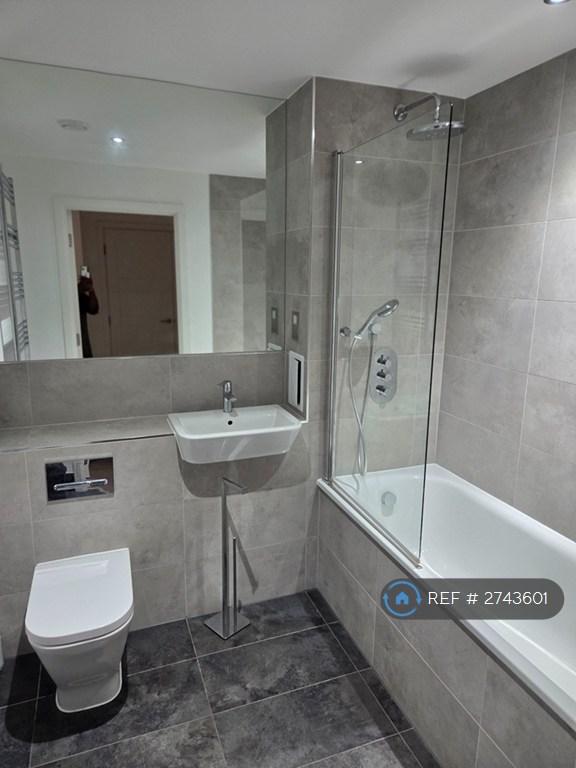 2nd Bathroom