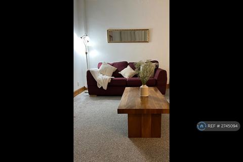 2 bedroom flat to rent, Newhaven Road, Edinburgh, EH6
