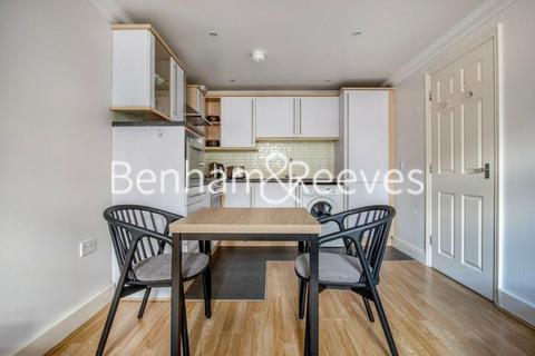 undefined, Earls Court Road, Kensington SW5