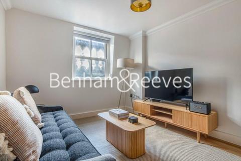 Earls Court Road, Kensington SW5