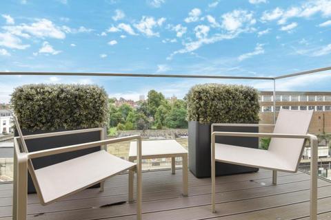 3 bedroom flat to rent, Columbia Gardens, Lillie Square, London, SW6