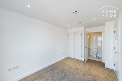 2 bedroom apartment to rent, Zenith Close, NW9