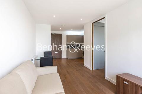 Studio to rent, Ottley Drive, Kidbrooke SE3