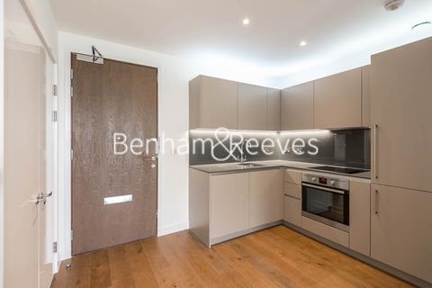 Studio to rent, Ottley Drive, Kidbrooke SE3