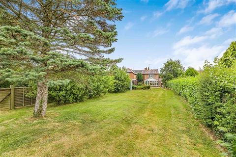 2 bedroom semi-detached house to rent, Flamstead AL3