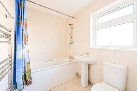 undefined, Boreham Road, N22, Wood Green, London, N22
