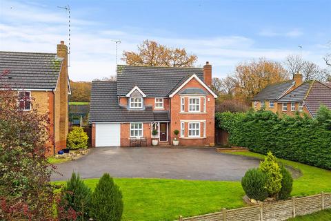 4 bedroom detached house for sale, Beechnut Close, Coventry