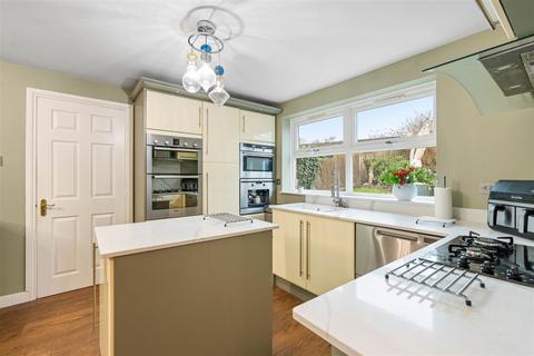 undefined, Beechnut Close, Coventry