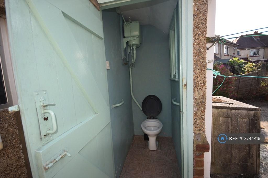Toilet (Additional)