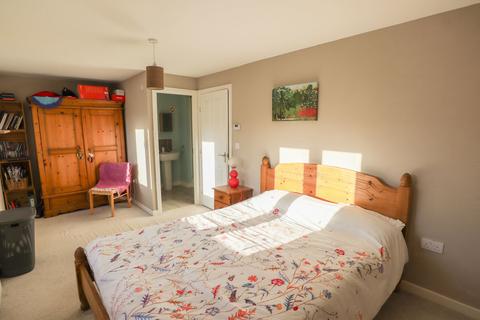 undefined, Travers Close, Calne SN11