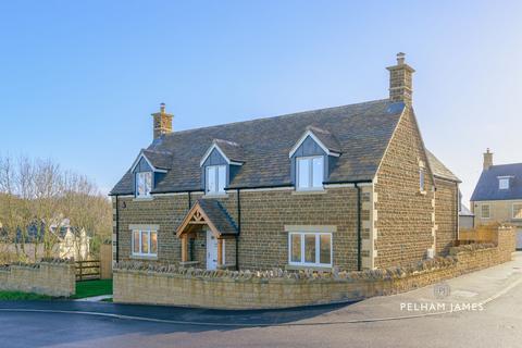 4 bedroom detached house for sale, Homefield Close, Medbourne, LE16