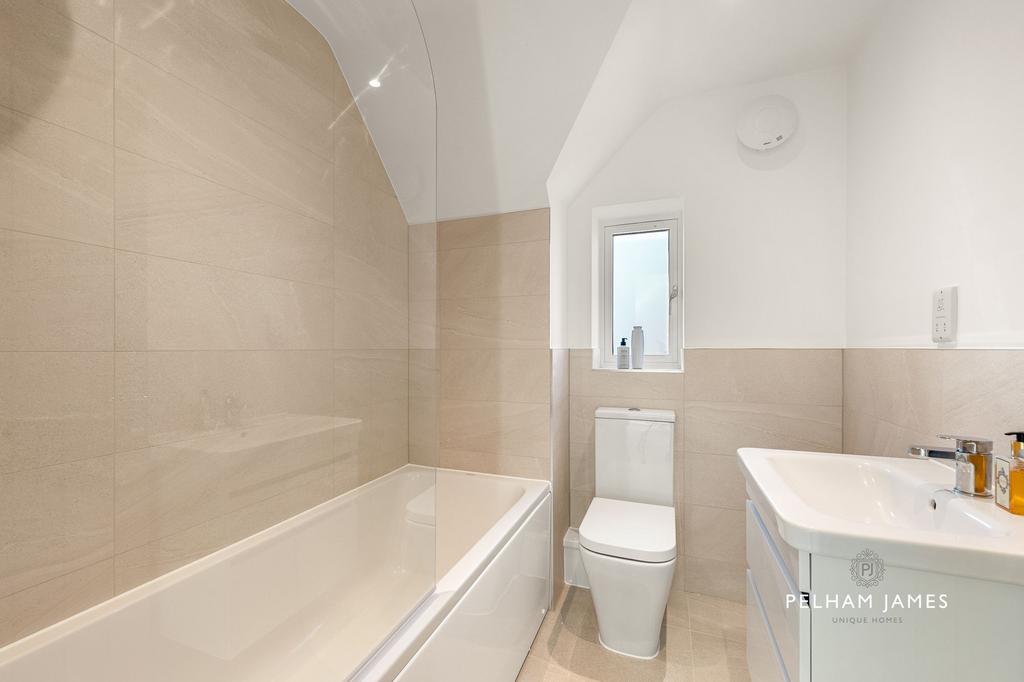Bathroom, Osprey House, Medbourne