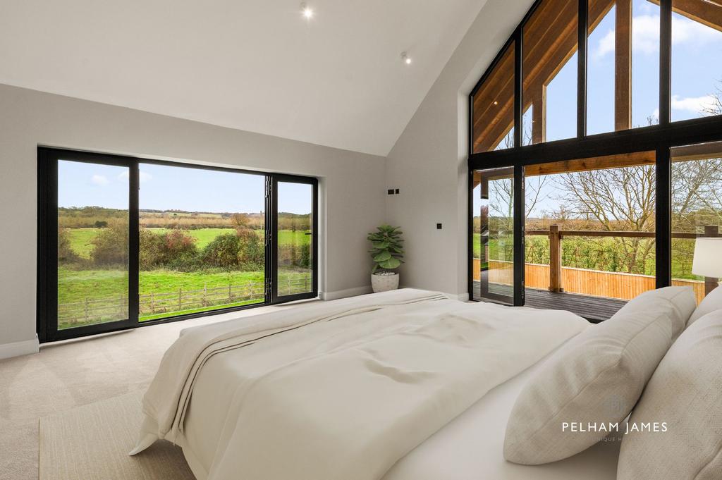 Principal Suite, Redwing House, Great Easton...