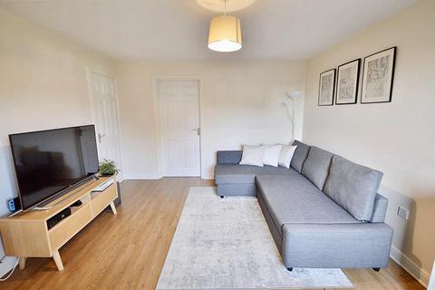 3 bedroom semi-detached house to rent, Bobbin Lane, Lincoln