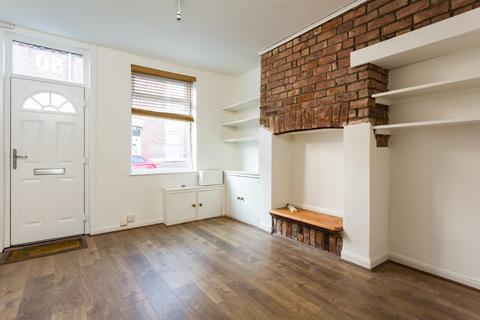 2 bedroom detached house to rent, Rosebery Street York