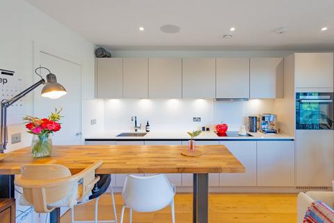 1 bedroom flat for sale, Bannister House, Skippers Yard, London, E3